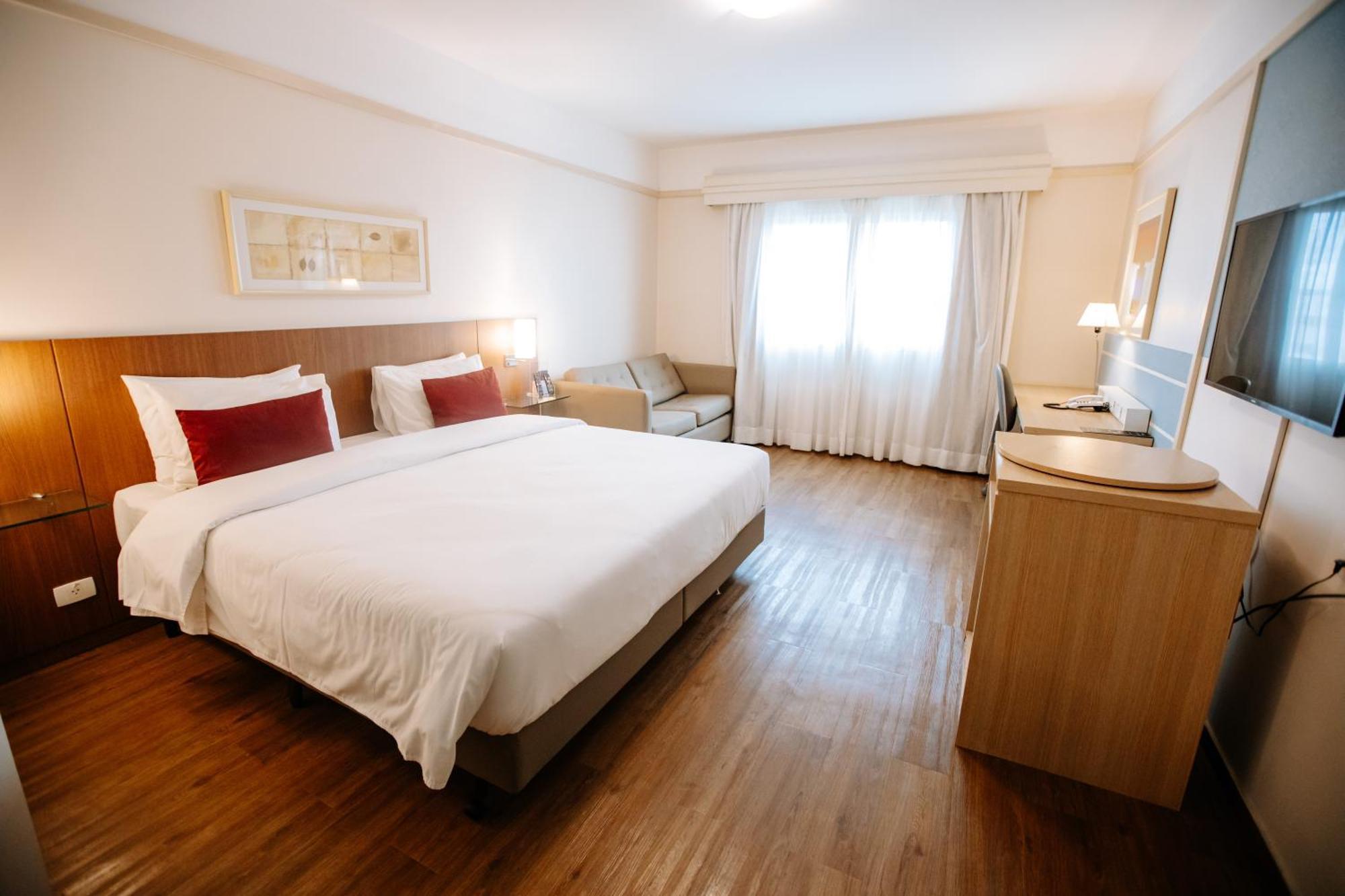 Comfort Suites Londrina Bagian luar foto