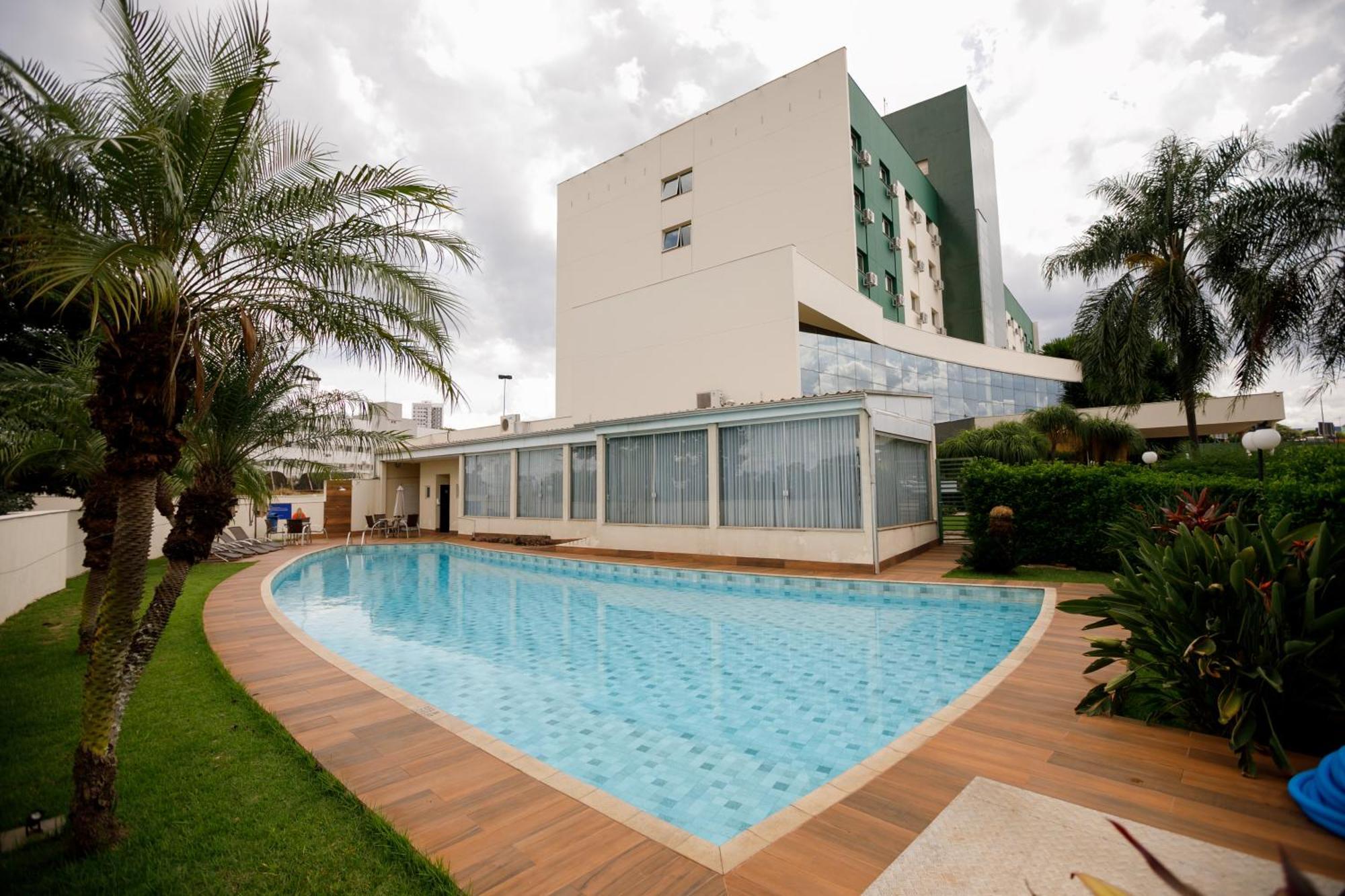 Comfort Suites Londrina Bagian luar foto